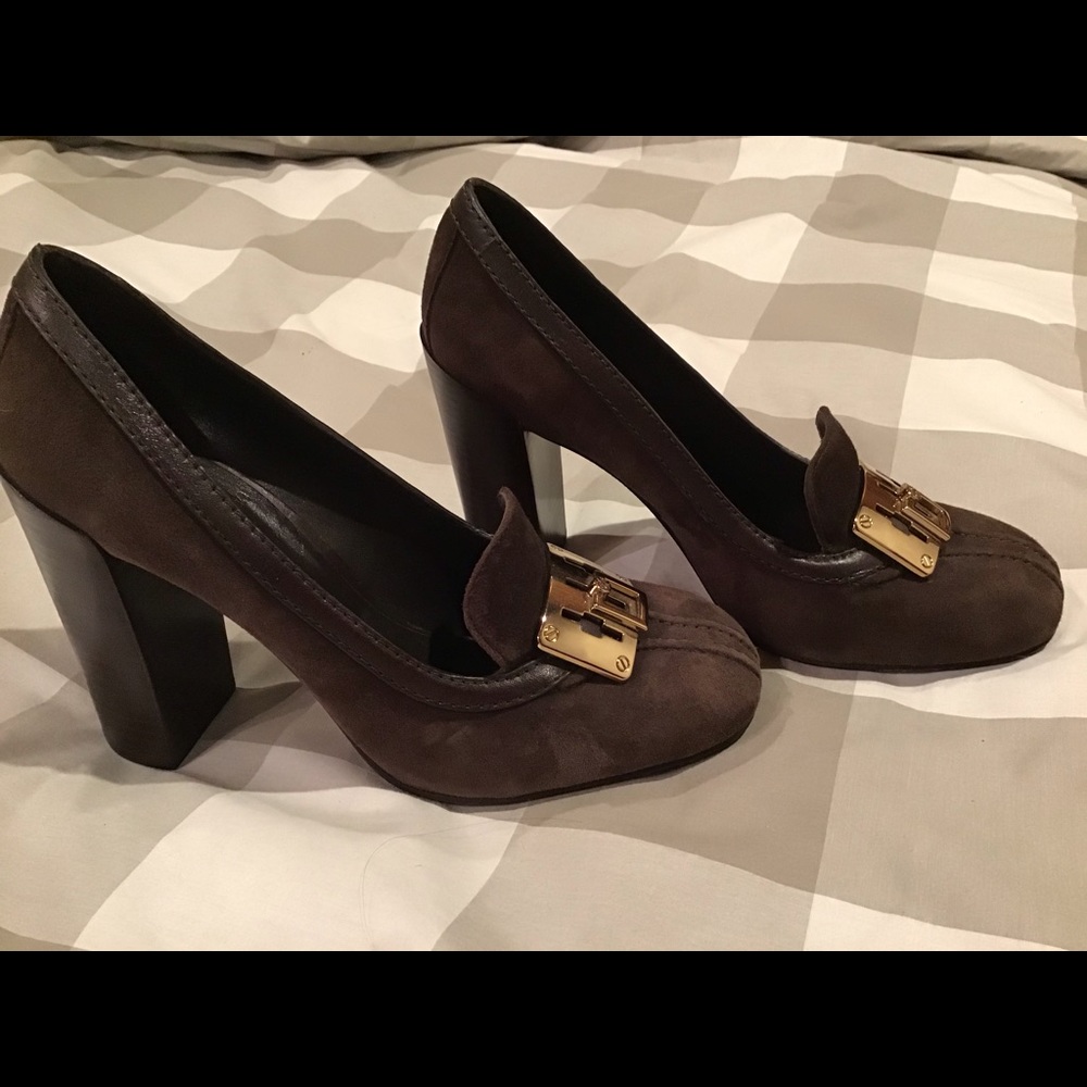 Tory Burch Dark Brown Suede heels Size 7.5